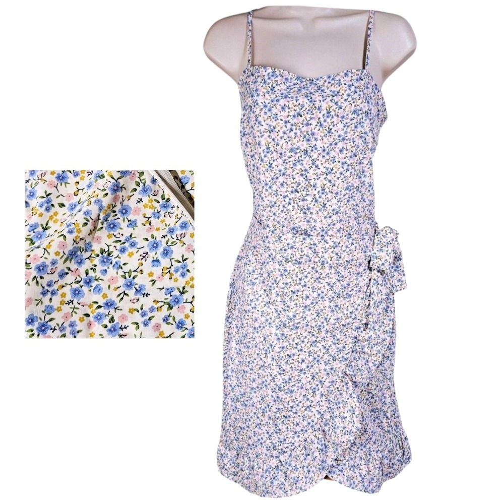 Cottagecore Blue Ditsy Floral Ruffle Wrap Mini Dress M Boho Fairycore Sundress
